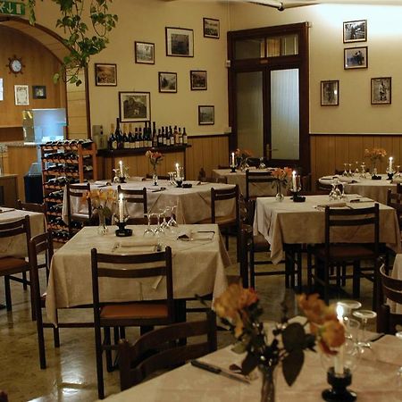 Albergo Vecchia Menaggio Exteriör bild