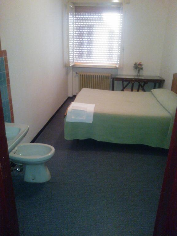 Albergo Vecchia Menaggio Rum bild