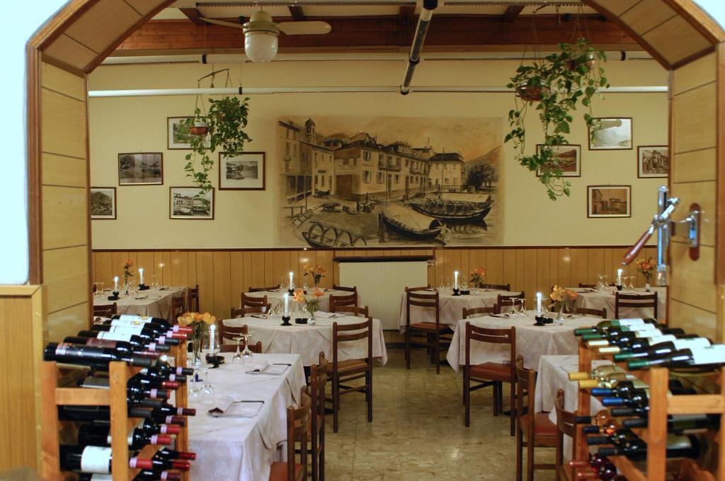 Albergo Vecchia Menaggio Exteriör bild